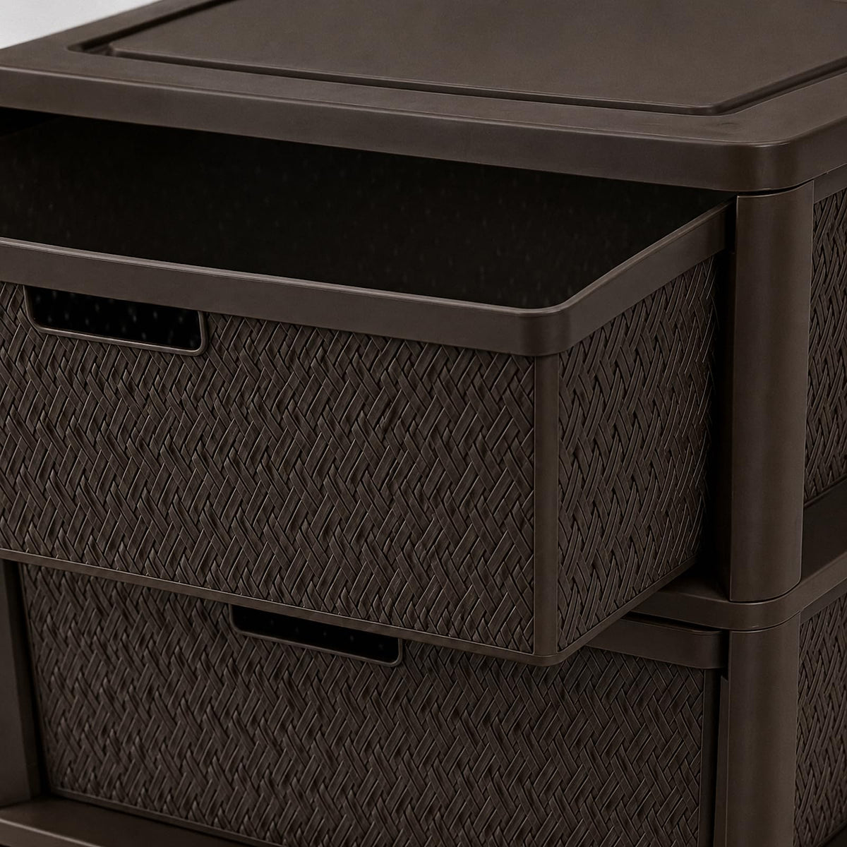 4 Drawer Tower with Removable Bins Y115382